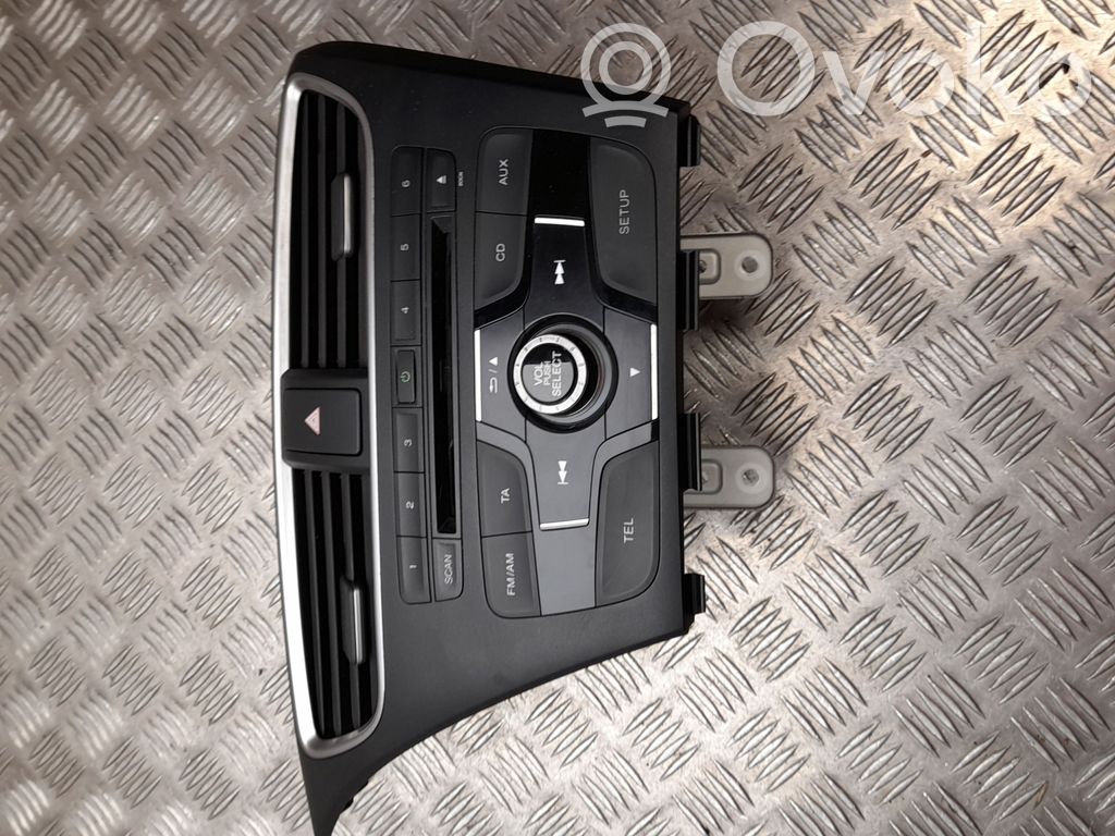 Honda Civic IX Radio/CD/DVD/GPS-pääyksikkö
