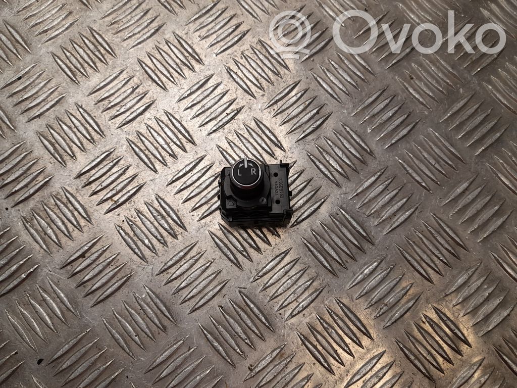 Toyota Corolla E210 E21 Interruptor del elevalunas eléctrico 