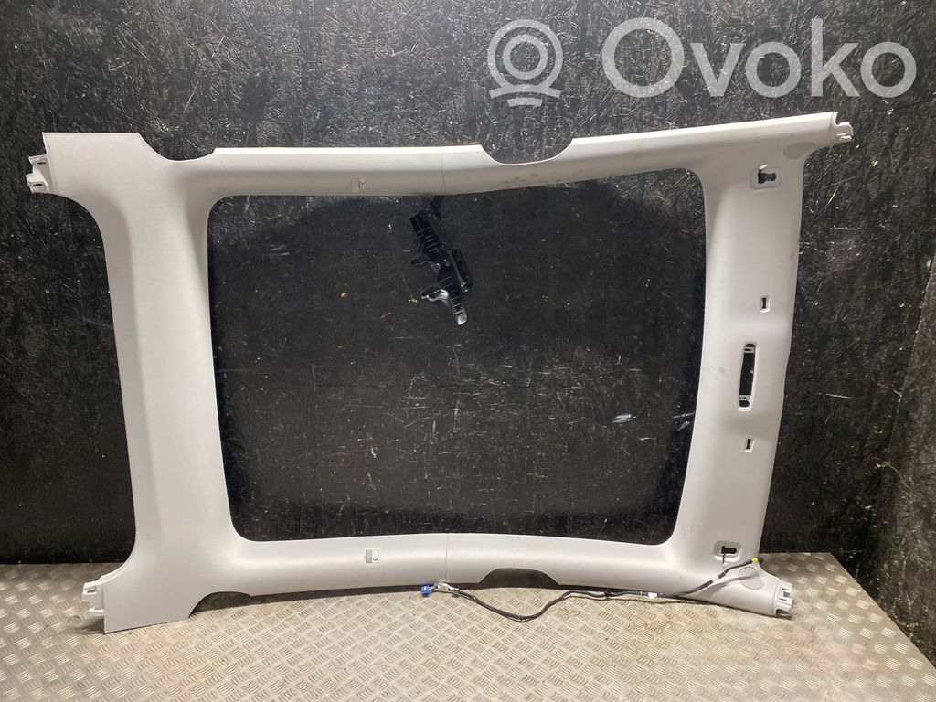 Tesla Model Y Lubos 