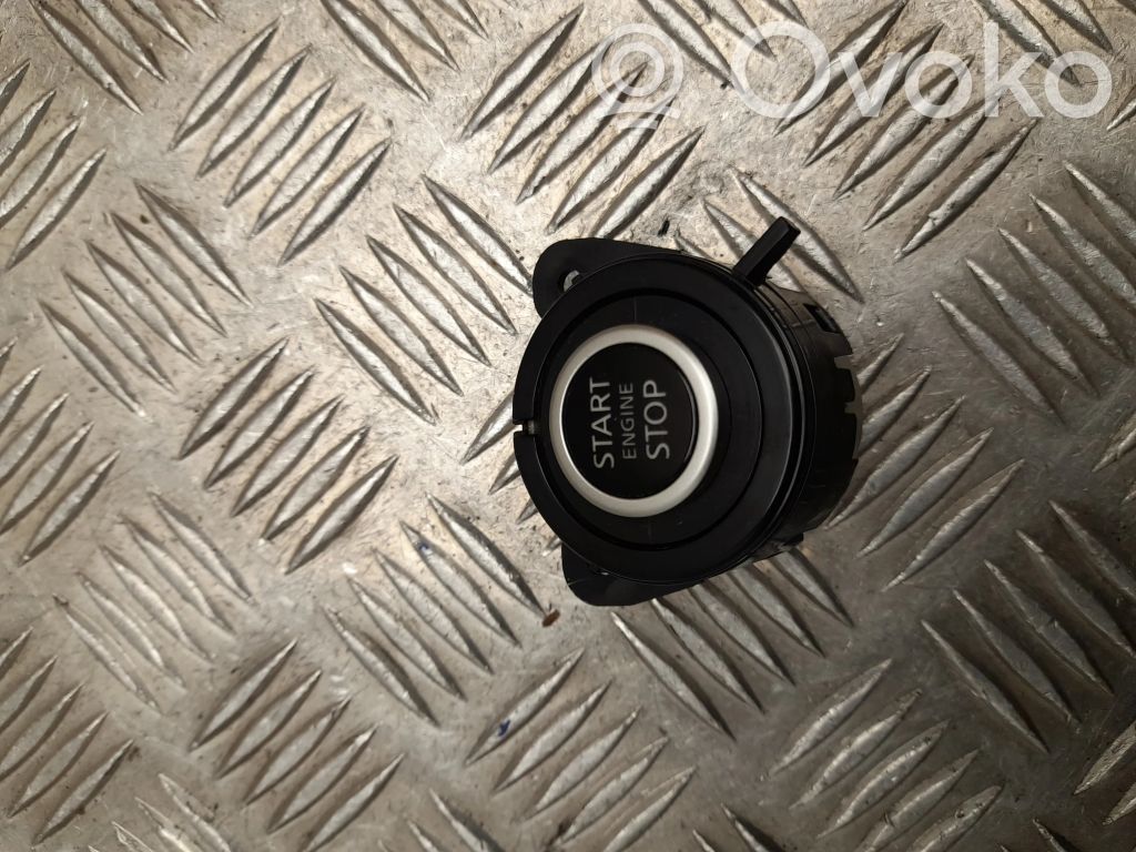 Nissan Qashqai J12 Przycisk zapłonu Start / Stop 