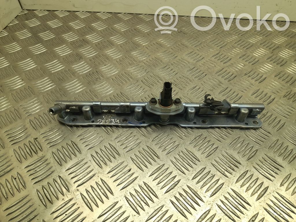 Distribuidor de combustible   8945833030,20K122B,VD28934