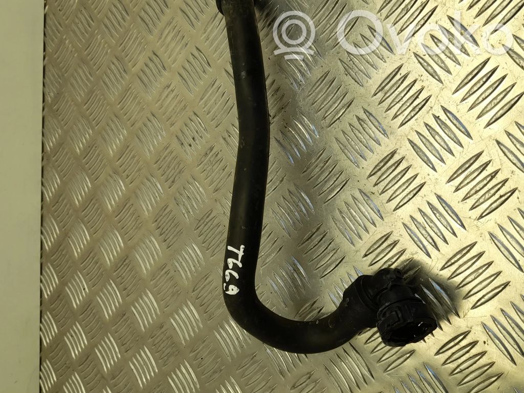 Engine coolant pipe/hose   669,VD26083