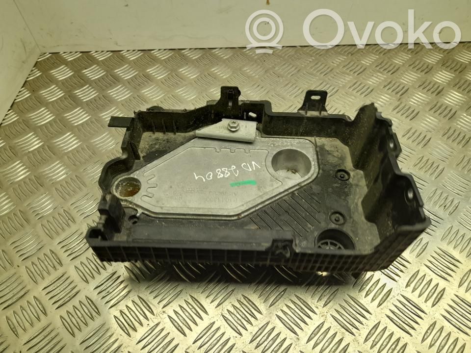 Renault Clio V Battery tray 