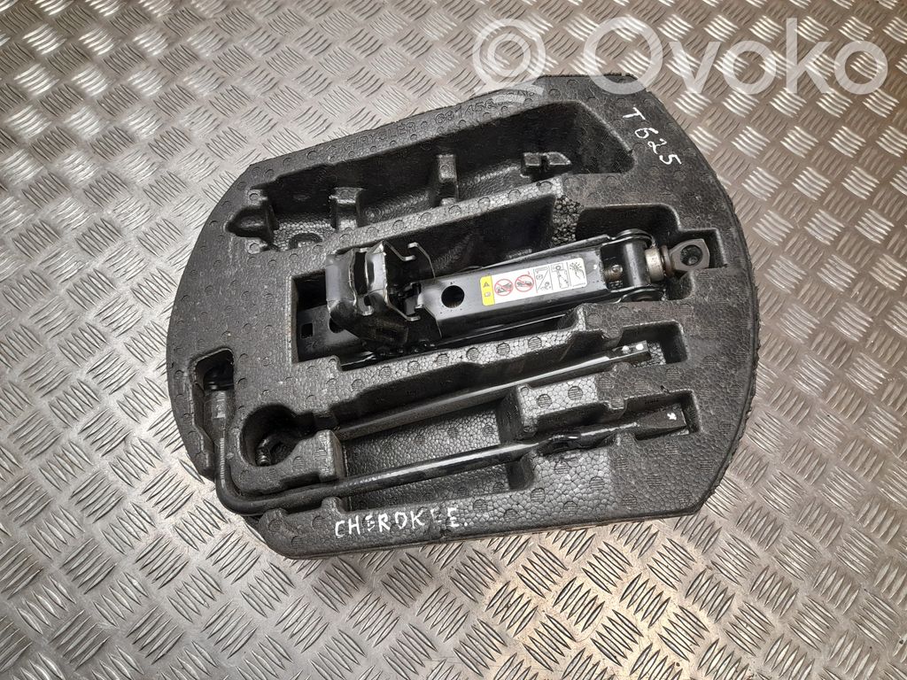 Jeep Grand Cherokee Torpedou portbagaj 