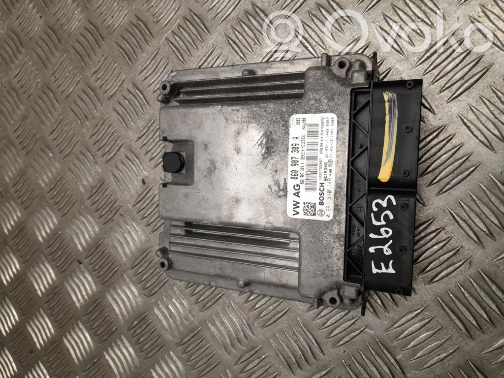 Volkswagen Polo VI Engine control unit/module 