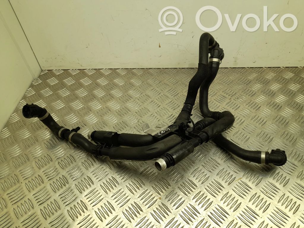 Mercedes-Benz EQC Conductă/furtun lichid de răcire motor 