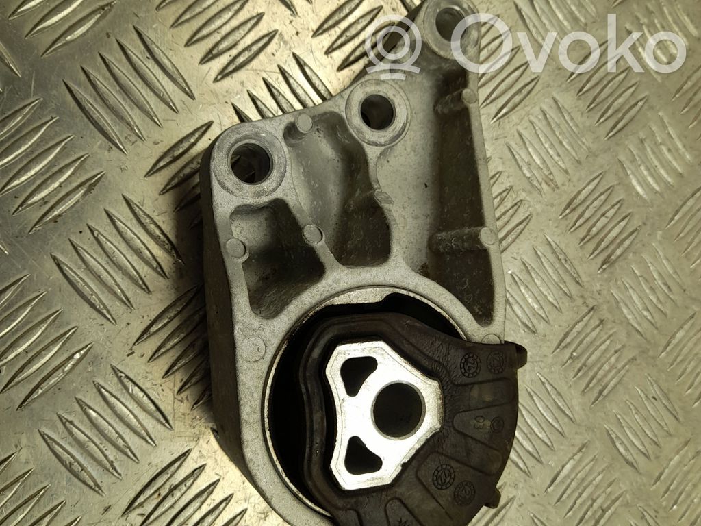 MG ZS Engine mount bracket 