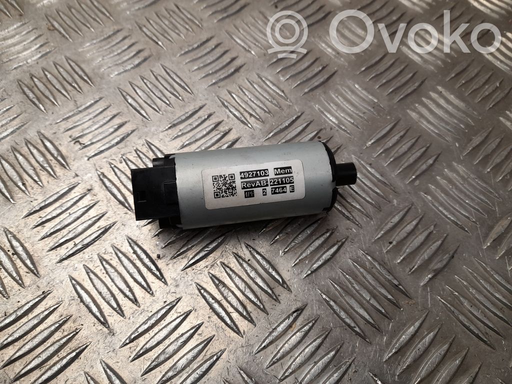 Motor de ajuste del asiento   4927103,REVAB221105,V2009
