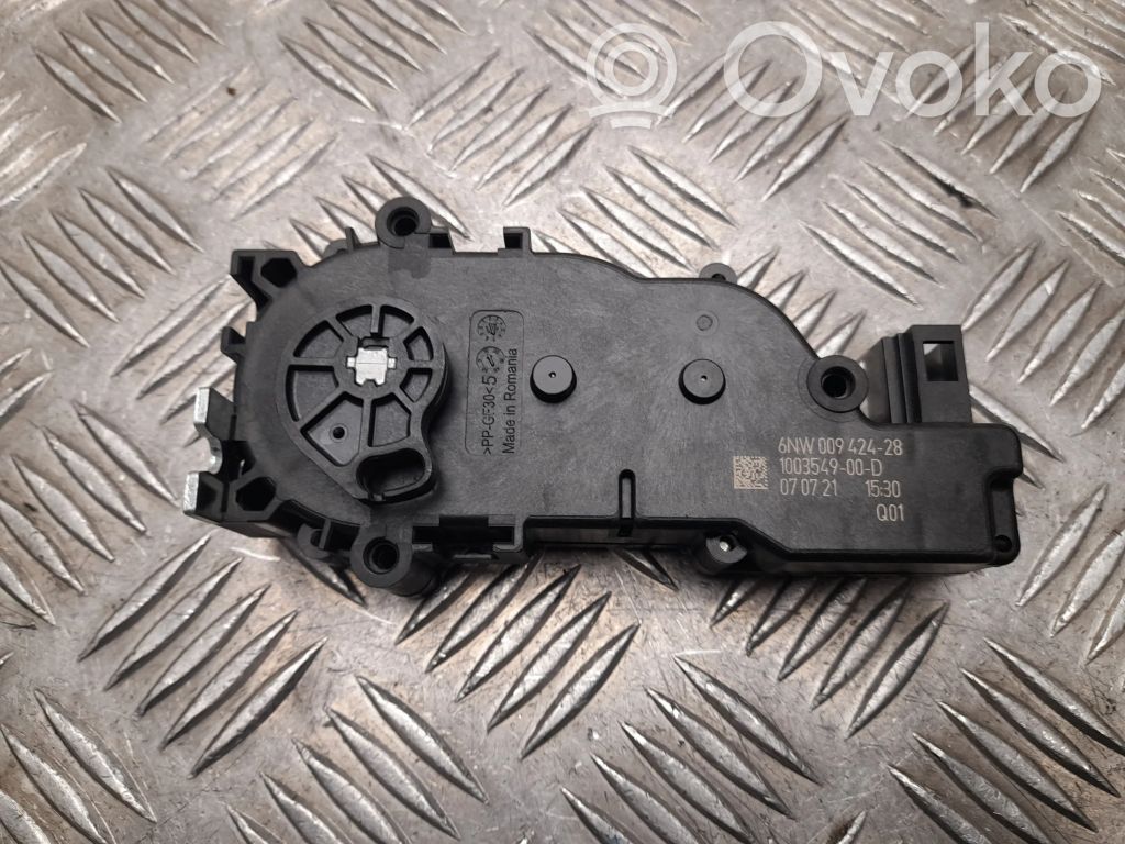 Tesla Model S Engine bonnet/hood lock/catch 
