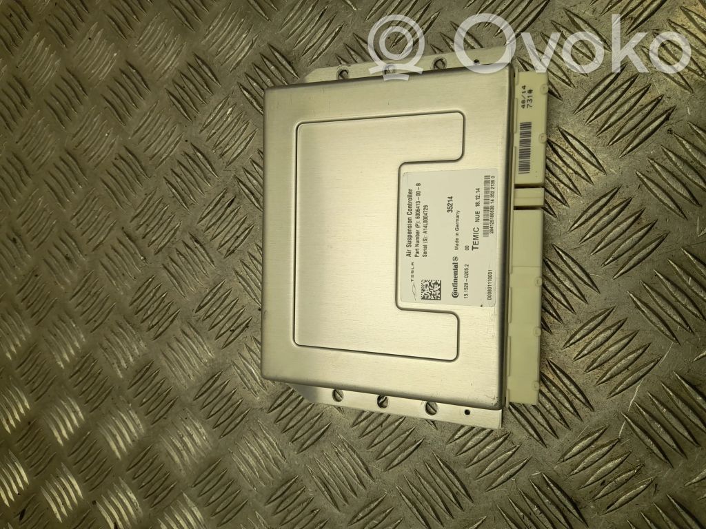Tesla Model S Unitate/modul control suspensii 