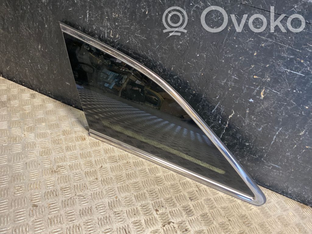 KIA Ceed Vidrio lateral trasero 