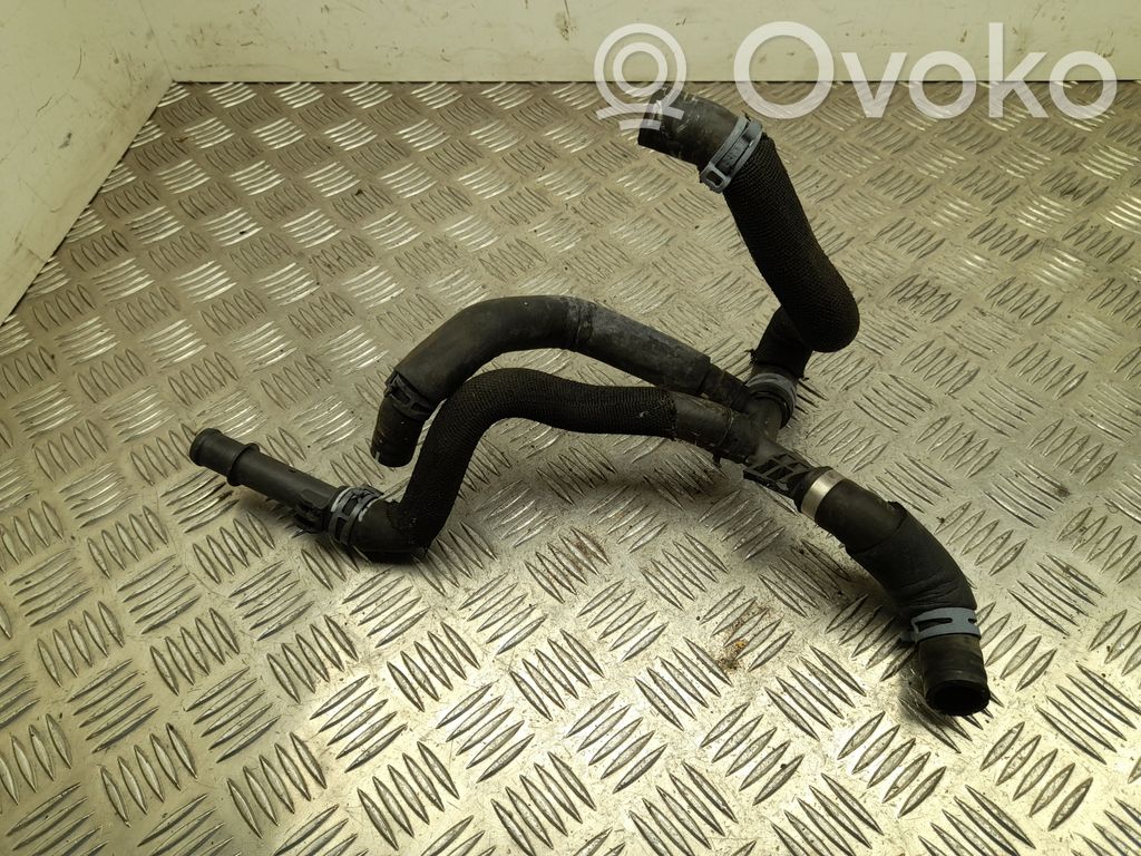 Audi Q8 e-tron Engine coolant pipe/hose 