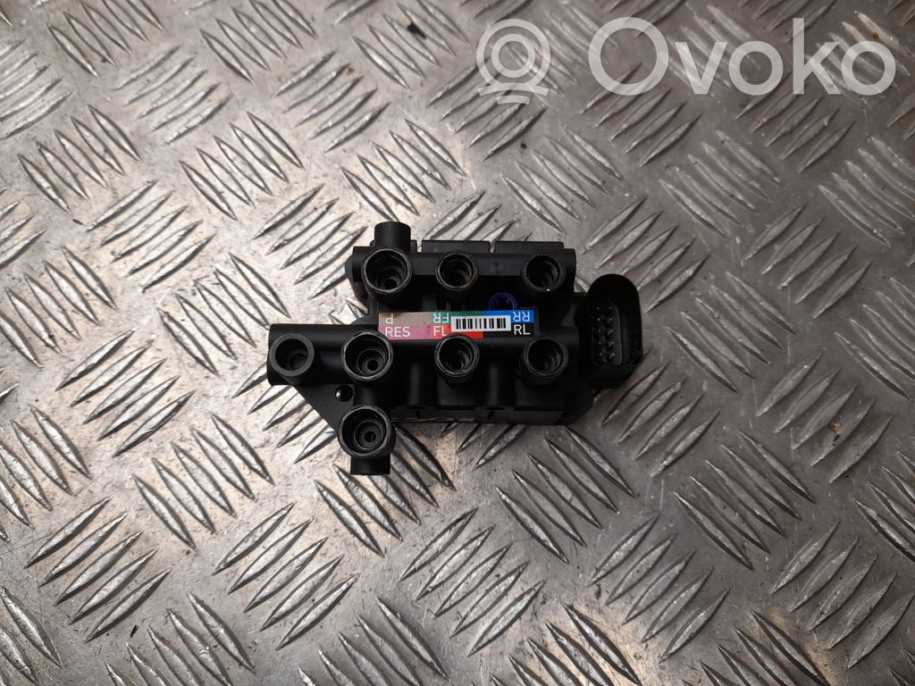 Audi Q8 e-tron Turbolader Druckwandler Magnetventil 
