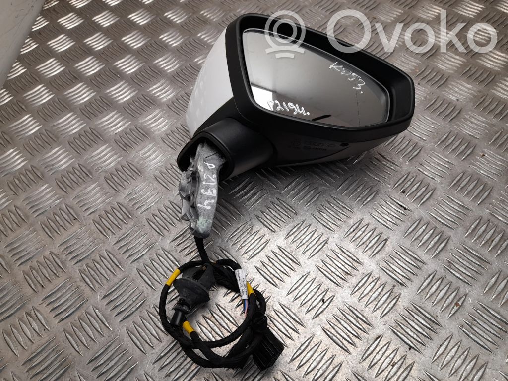 Audi A3 8Y Elektryczne lusterko boczne drzwi przednich 