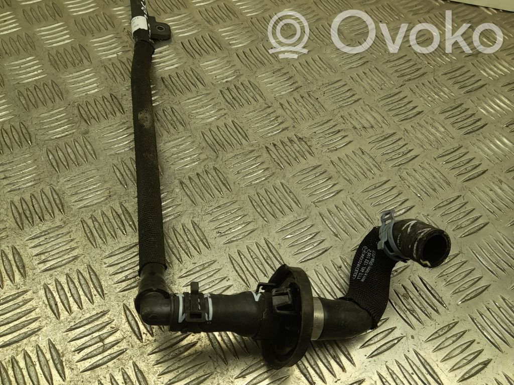 Ilmastointilaitteen putki (A/C)   4KL145947E,VD33952