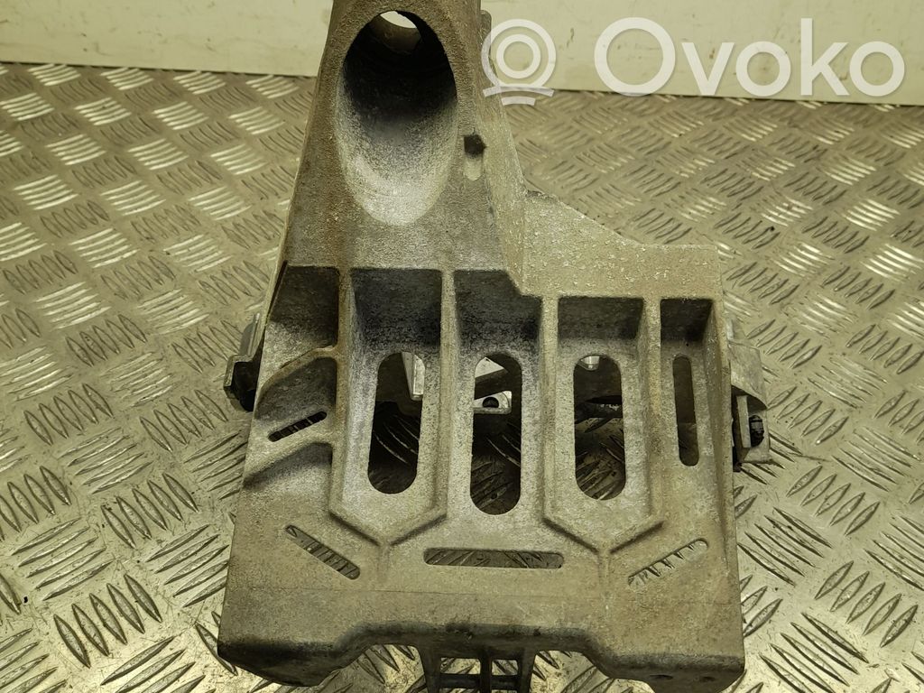 Engine mounting bracket   150069600B,VD33994