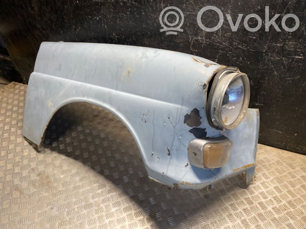 Mercedes-Benz 190 230 W110 W111 Aripă 