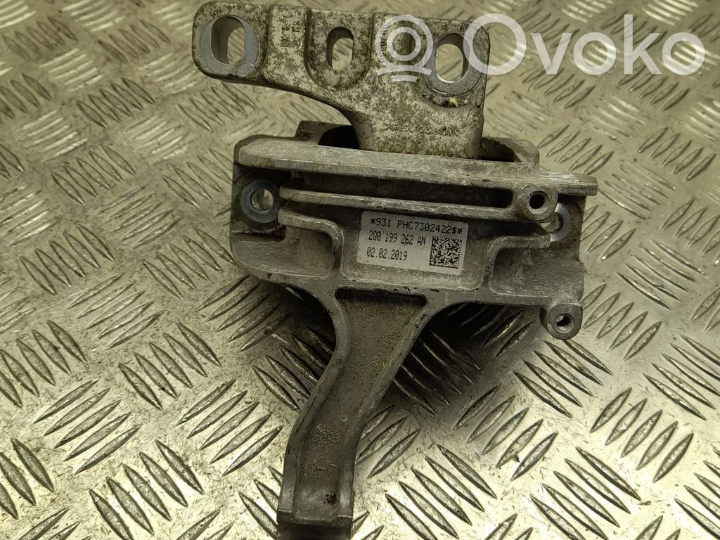 Volkswagen T-Cross Engine mount bracket 