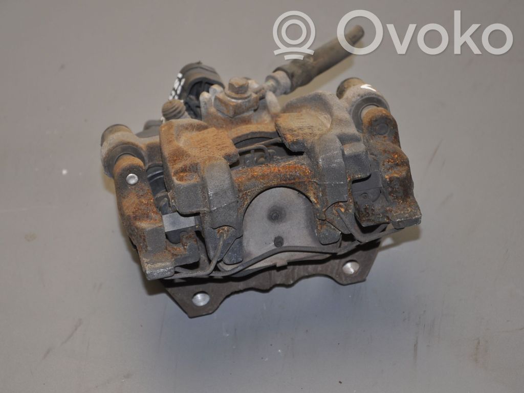 Tylny zacisk hamulcowy   5Q0615406GP,KLEX1481