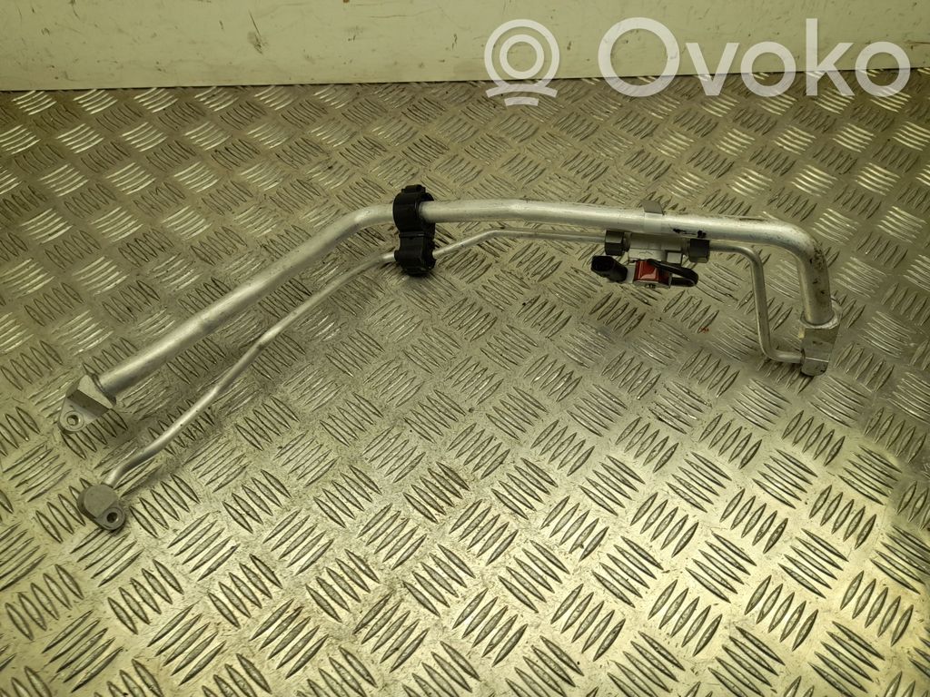 Skoda Superb B8 (3V) Ilmastointilaitteen putki (A/C) 