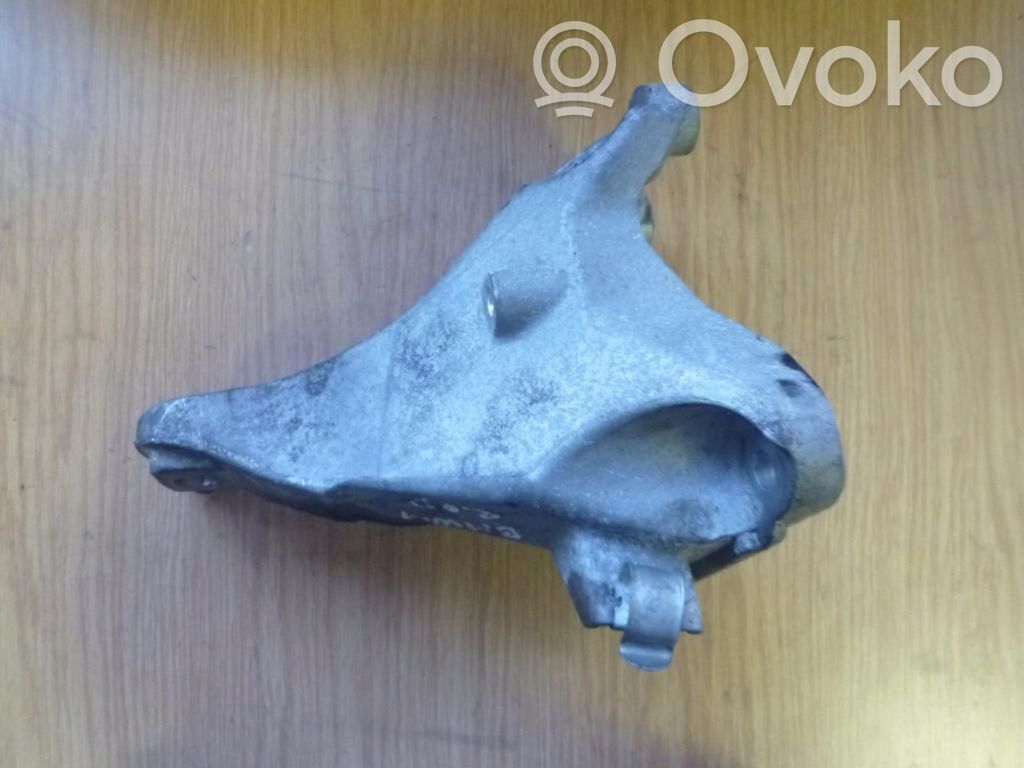 BMW 1 E81 E87 Engine mounting bracket 