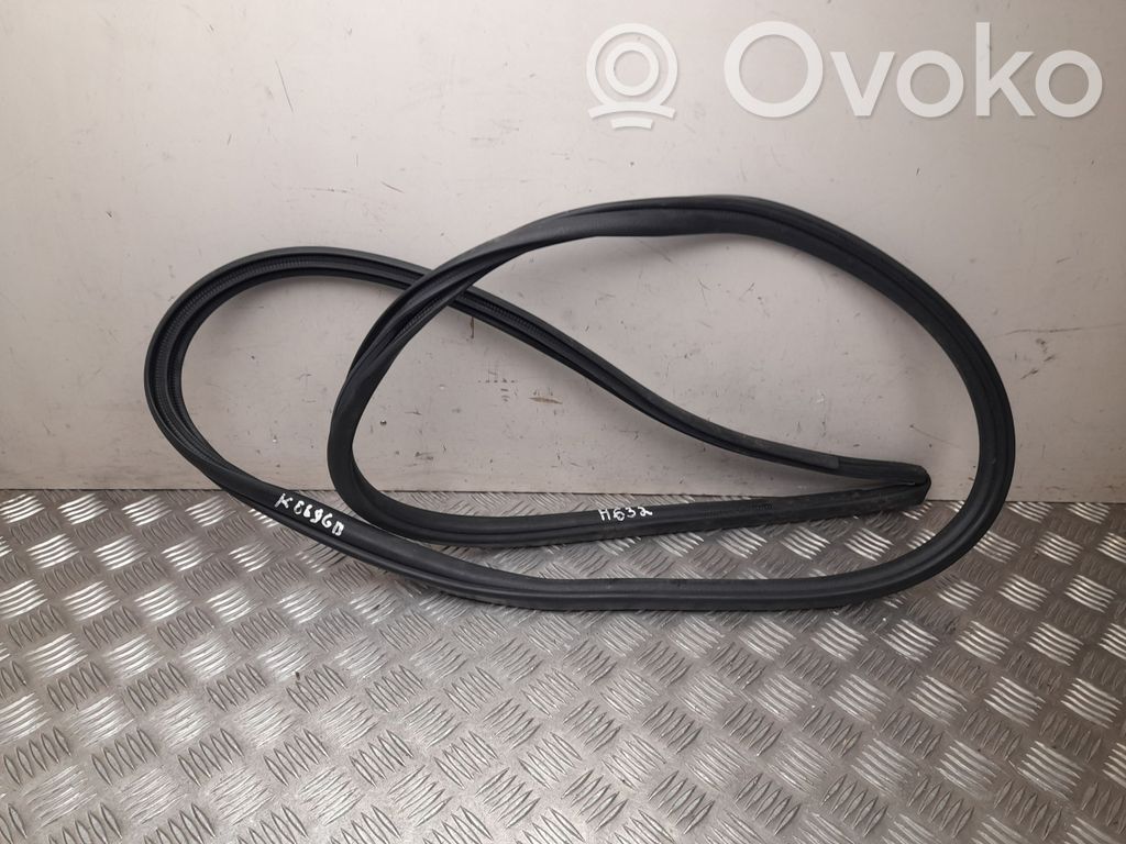 Toyota Yaris Cross Gumowa uszczelka drzwi tylnych