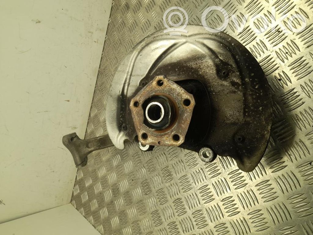 Audi A5 8T 8F Cubo de rueda delantera 