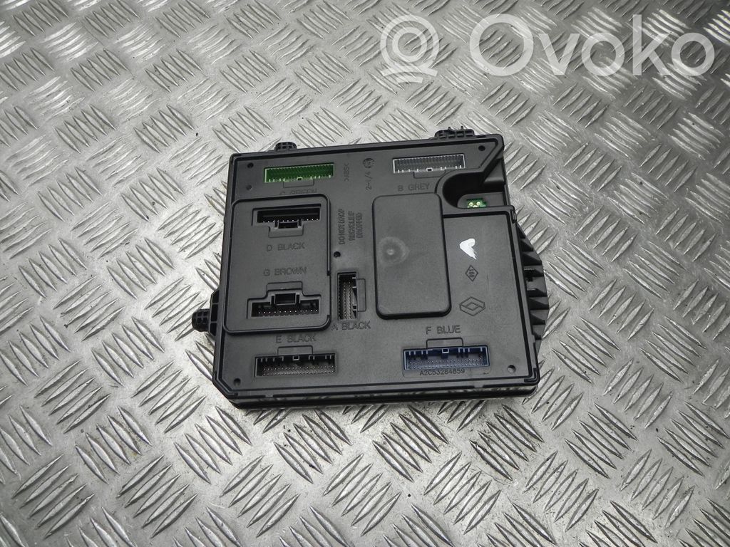 Renault Megane III Módulo de confort/conveniencia 