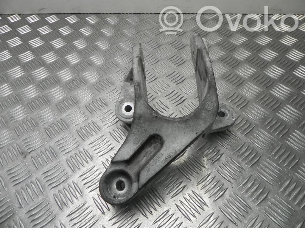 Engine mounting bracket   04809939AF,VD16438