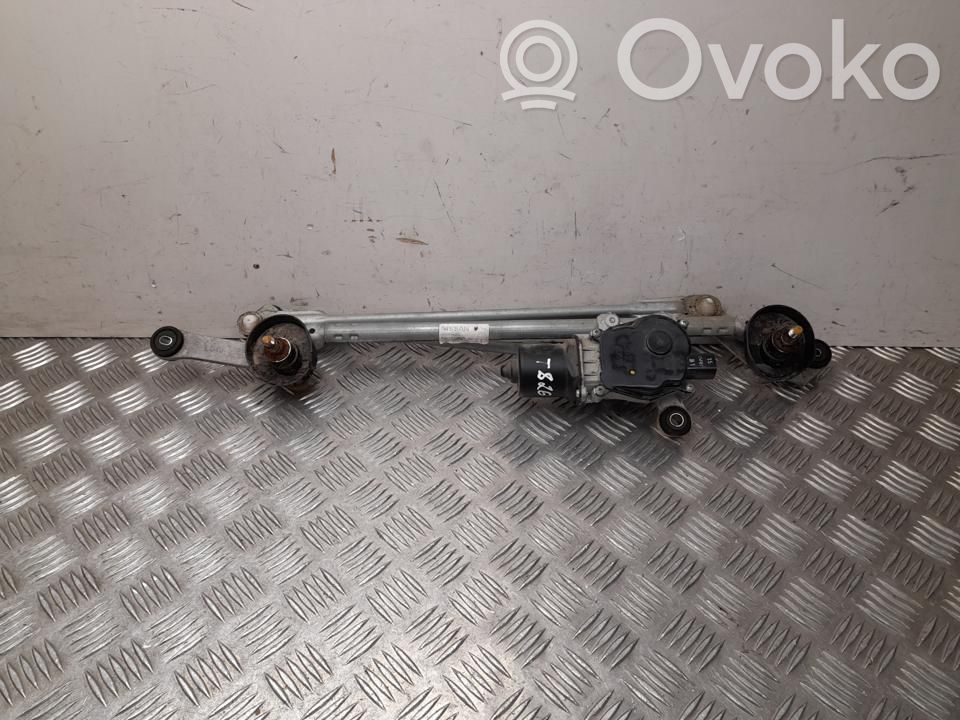 Nissan Navara D23 Etupyyhkimen vivusto 