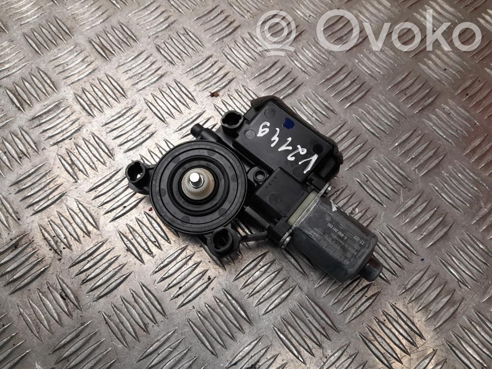 Volkswagen Transporter - Caravelle T6 Silnik regulatora szyby drzwi przednich 