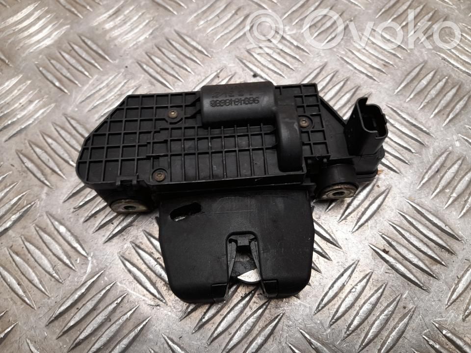 Opel Mokka B Tailgate/trunk/boot lock/catch/latch 
