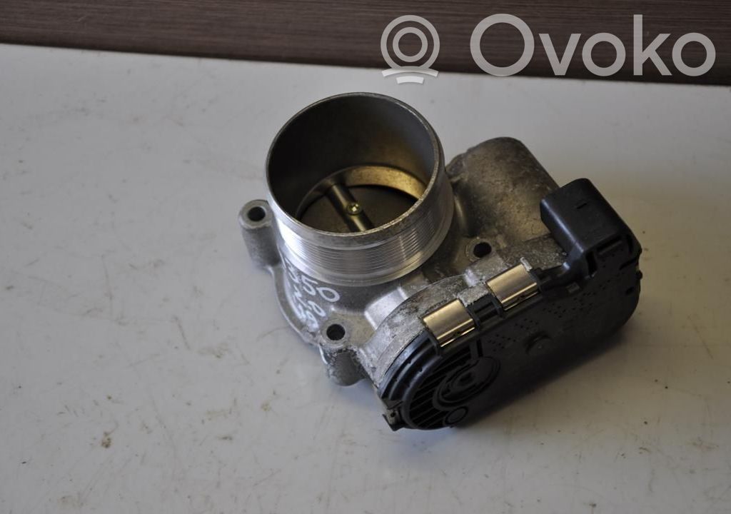 Audi A5 8T 8F Droselis 