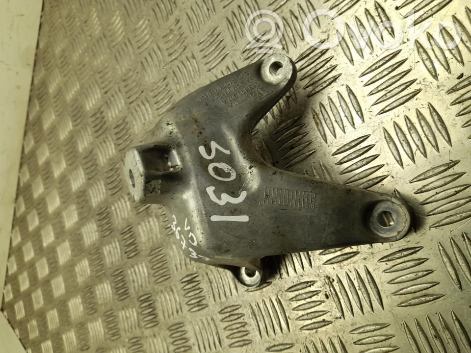 Porsche Macan (95B) Engine mounting bracket 
