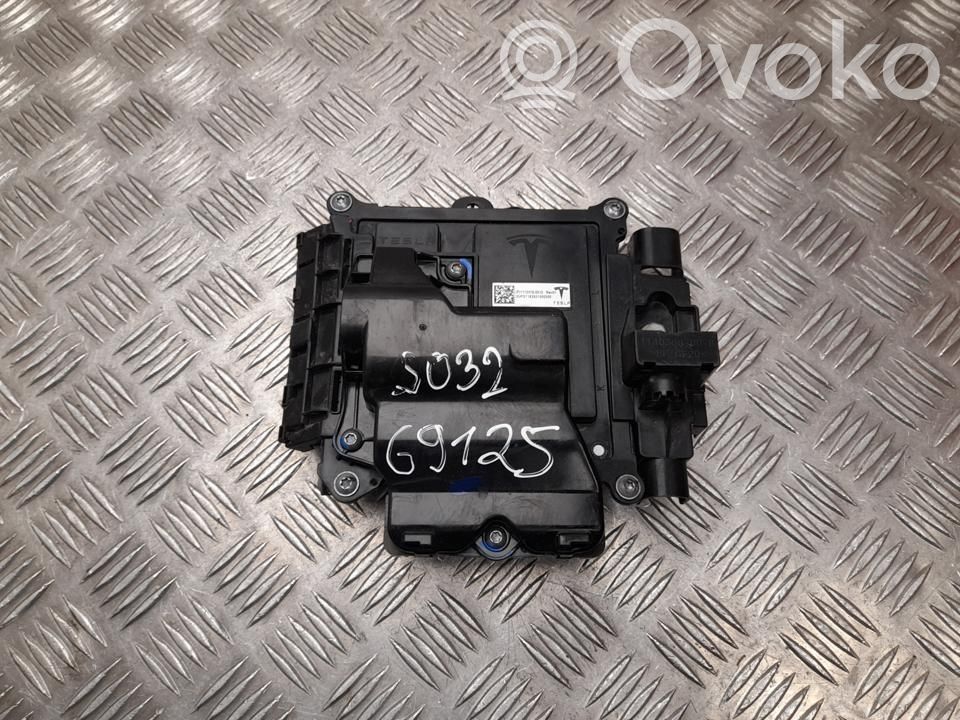 Tesla Model S Other control units/modules 