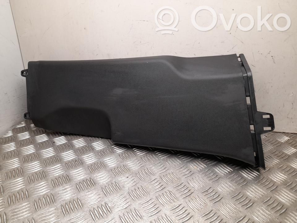 Volkswagen Touareg III Osłona dolna słupka / B 