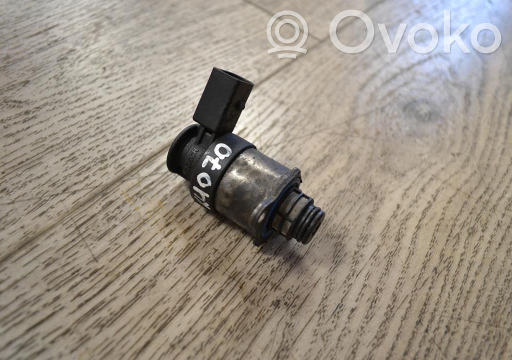 Audi A4 S4 B9 Fuel pressure sensor 
