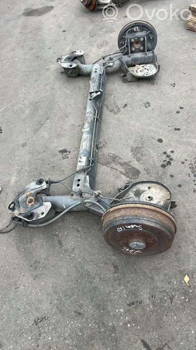 Eje trasero   555116536R,GARDAS60