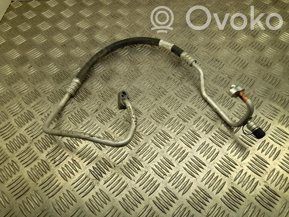 KIA Ceed Ilmastointilaitteen putki (A/C) 