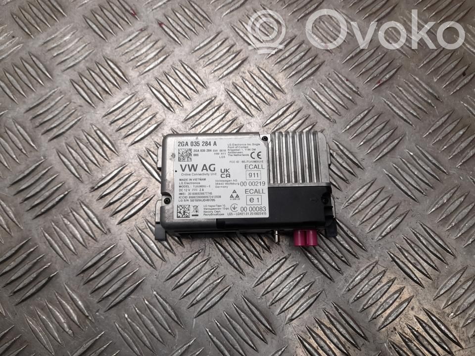 Volkswagen Taigo Aerial antenna amplifier 