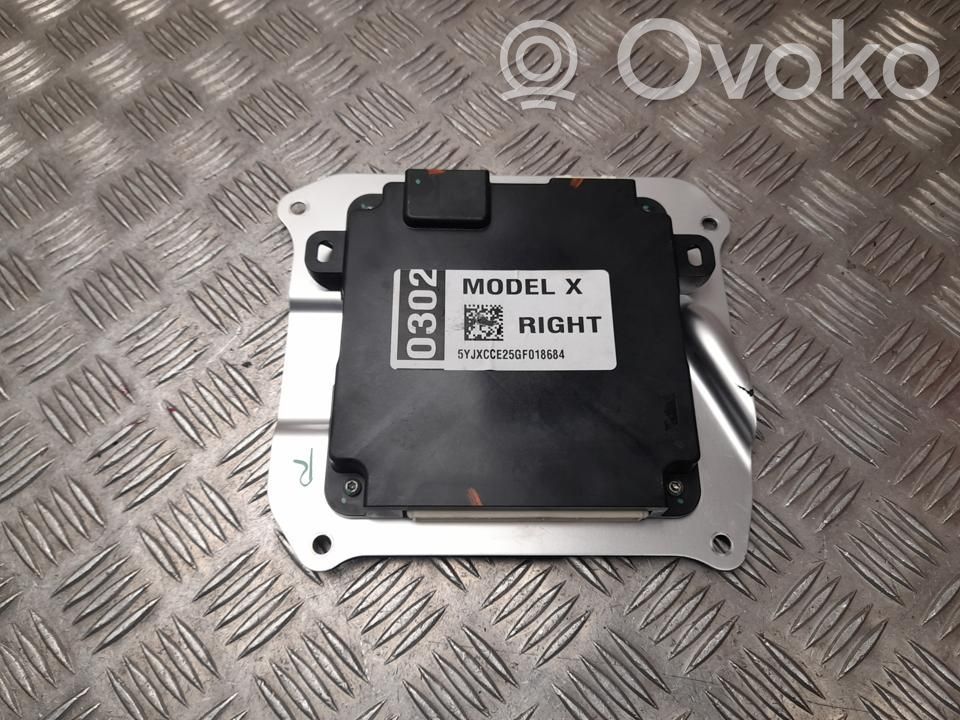 Tesla Model X Door control unit/module 
