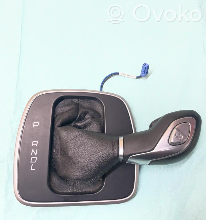 Ford C-MAX II Rivestimento in pelle/manopola della leva del cambio 
