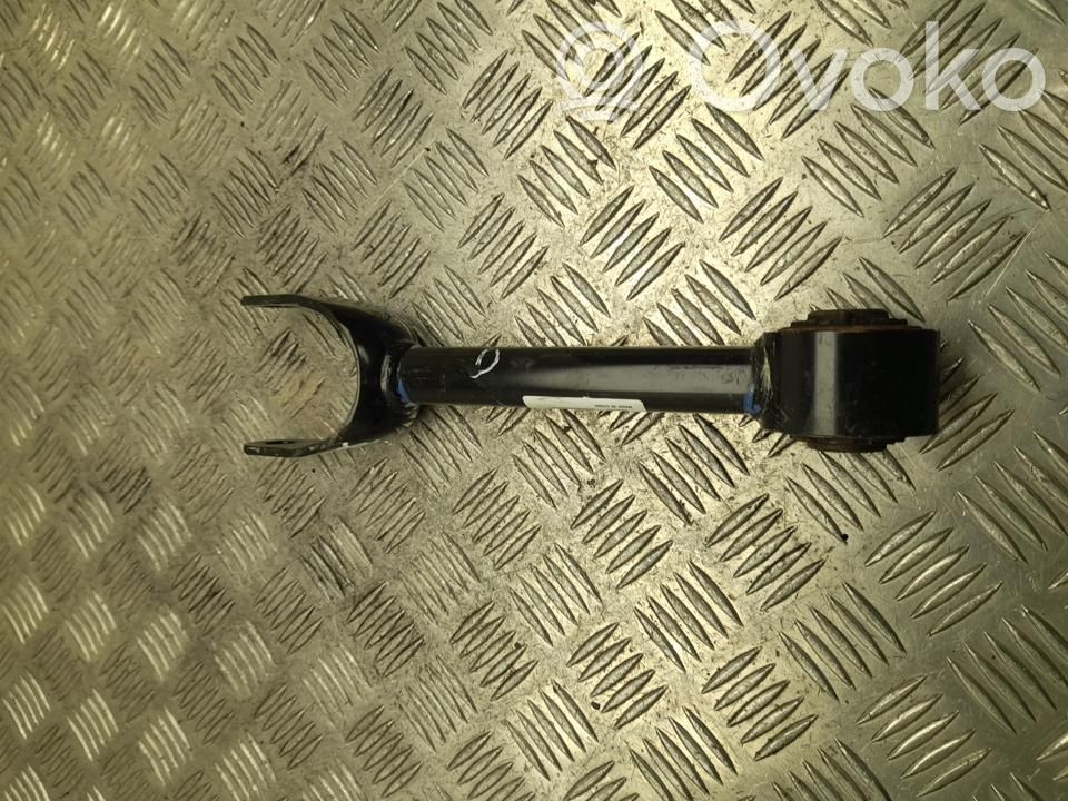 Tesla Model Y Dolny wahacz przedni 