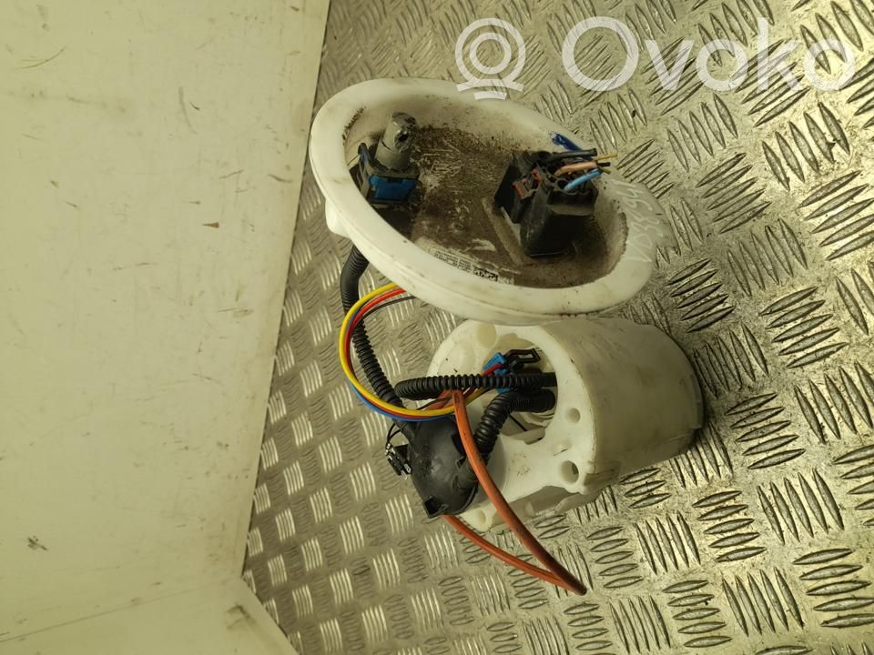 Bomba interna de combustible   9452477,VD38941