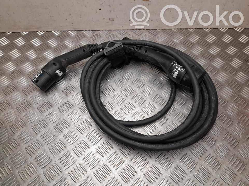 Electric car charging cable   DEVCT2P332,50620,H3220