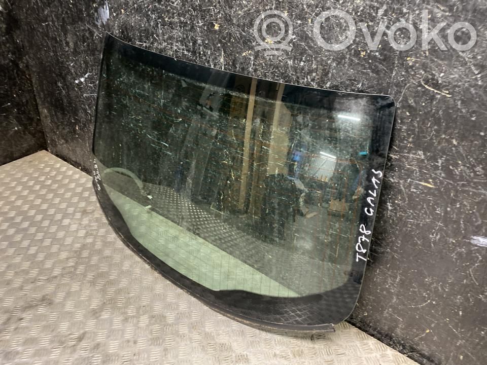 Szyba tylna   STI803