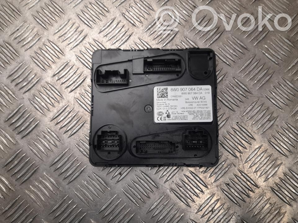 Audi A5 8T 8F Comfort/convenience module 