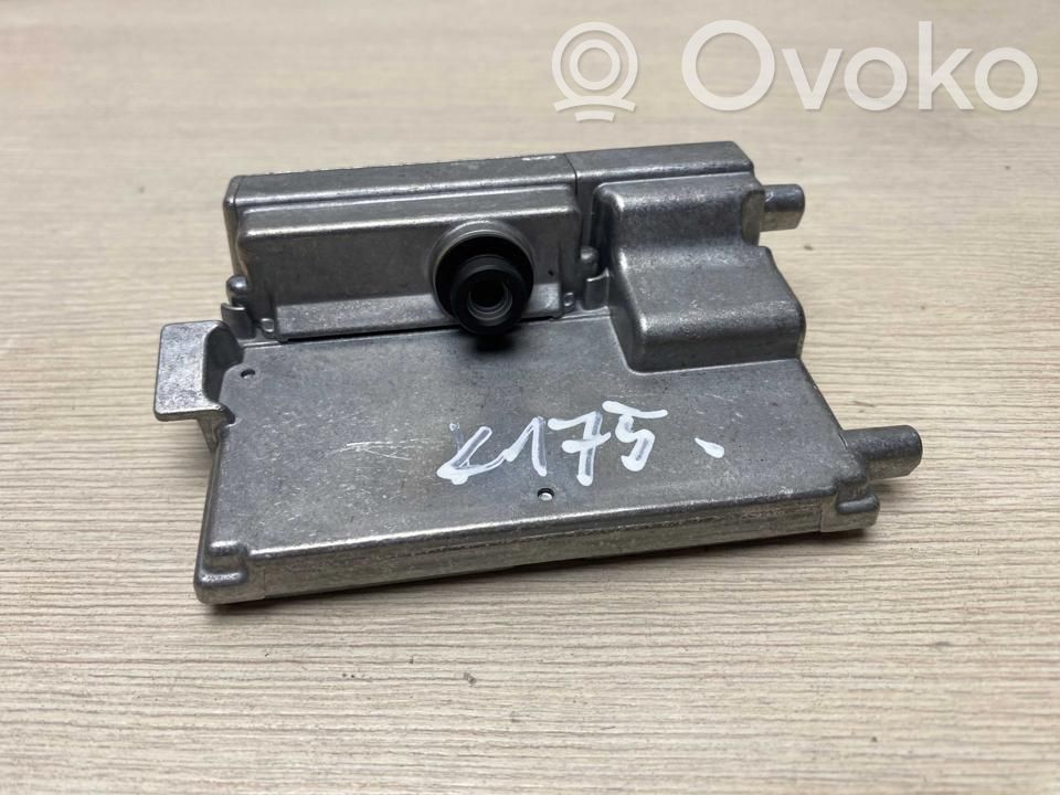 Volkswagen Golf VIII Windshield/windscreen camera 