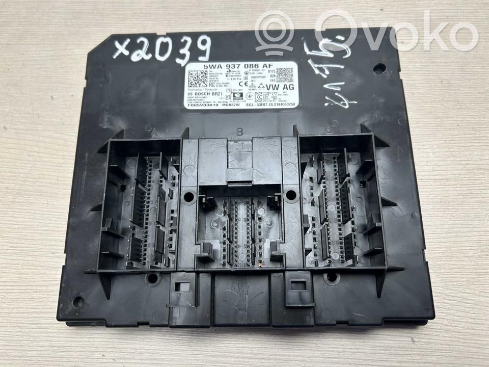Volkswagen Golf VIII Module confort 
