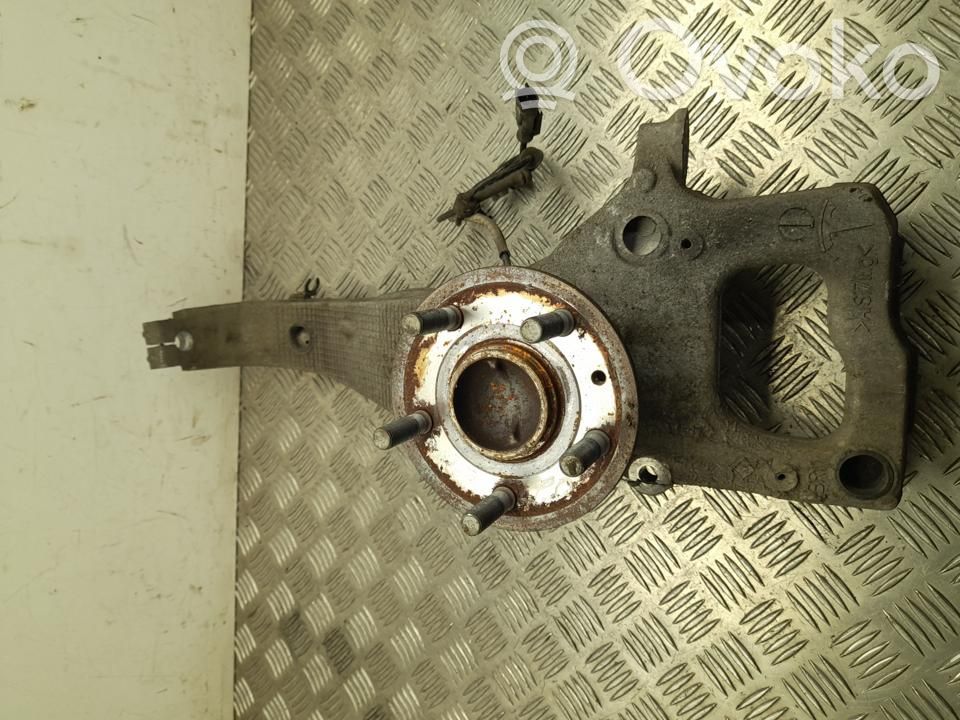 Tesla Model S Cubo de rueda delantera 